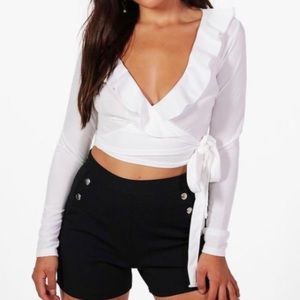 ✨SOLD✨White BooHoo Ruffle Cross Tie Top